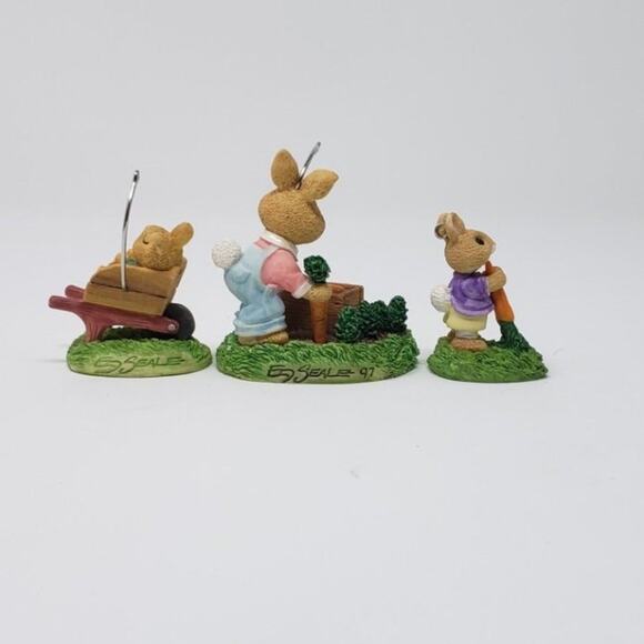 1997 Hallmark Bumper Crop Springtime Holiday Eastern Handcrafted Ornament - Picture 5 of 6